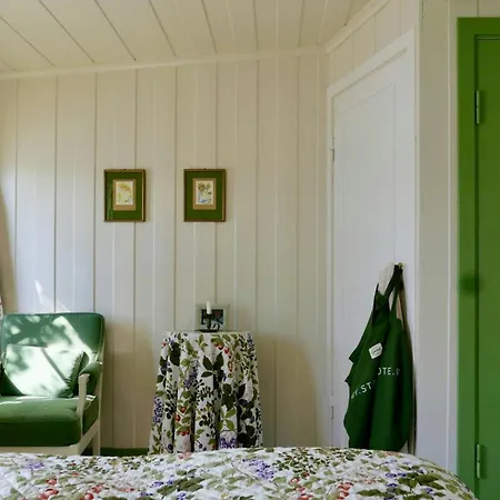 With Sunset Views And Private Dock 桑讷菲尤尔