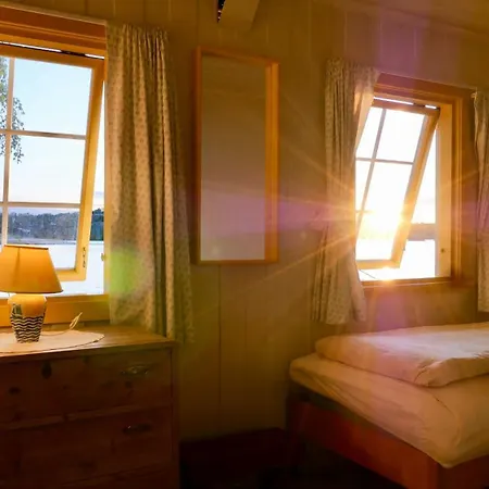 With Sunset Views And Private Dock 度假居