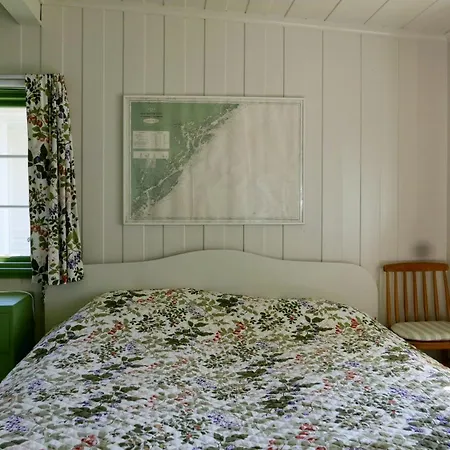 With Sunset Views And Private Dock *