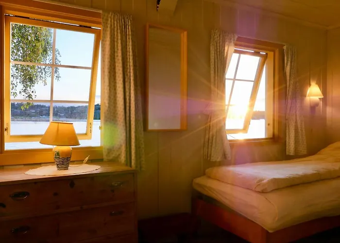 With Sunset Views And Private Dock Prázdninový dům