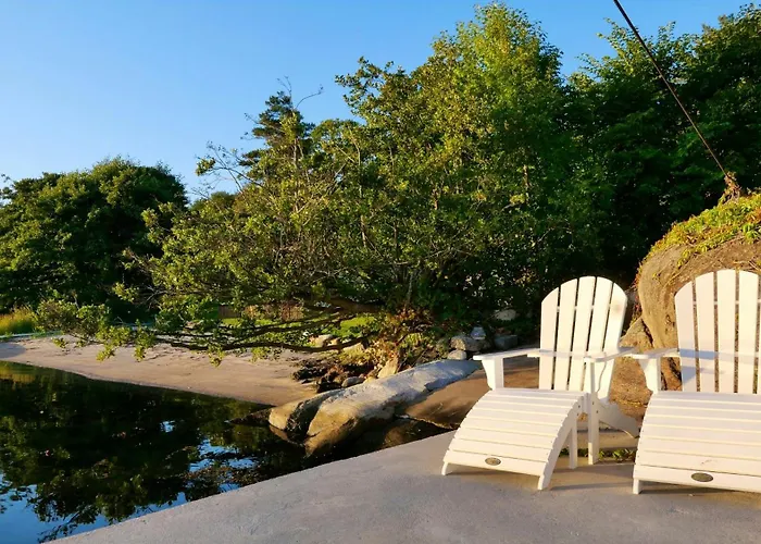 With Sunset Views And Private Dock Prázdninový dům