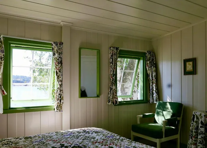 With Sunset Views And Private Dock Prázdninový dům *