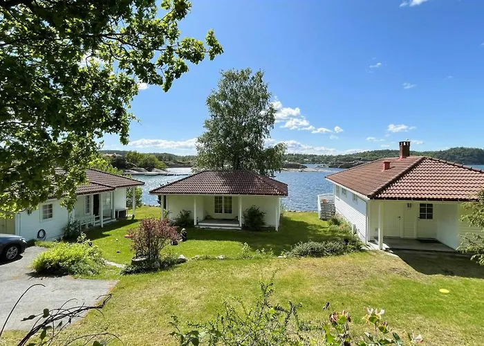 With Sunset Views And Private Dock Prázdninový dům Sandefjord