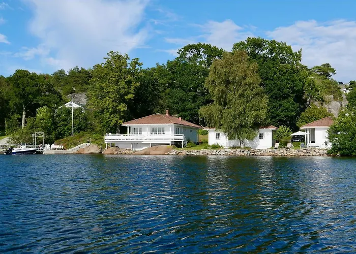 With Sunset Views And Private Dock *