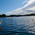 Feriehus With Sunset Views And Private Dock *